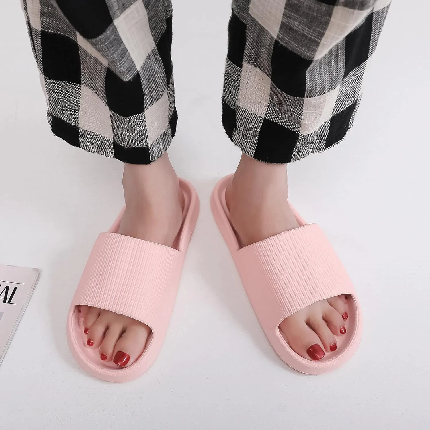 Cloud Slippers for Men Womens Slides Mens Shower Shoes Slides for Women Beach Indoor Public Slippers