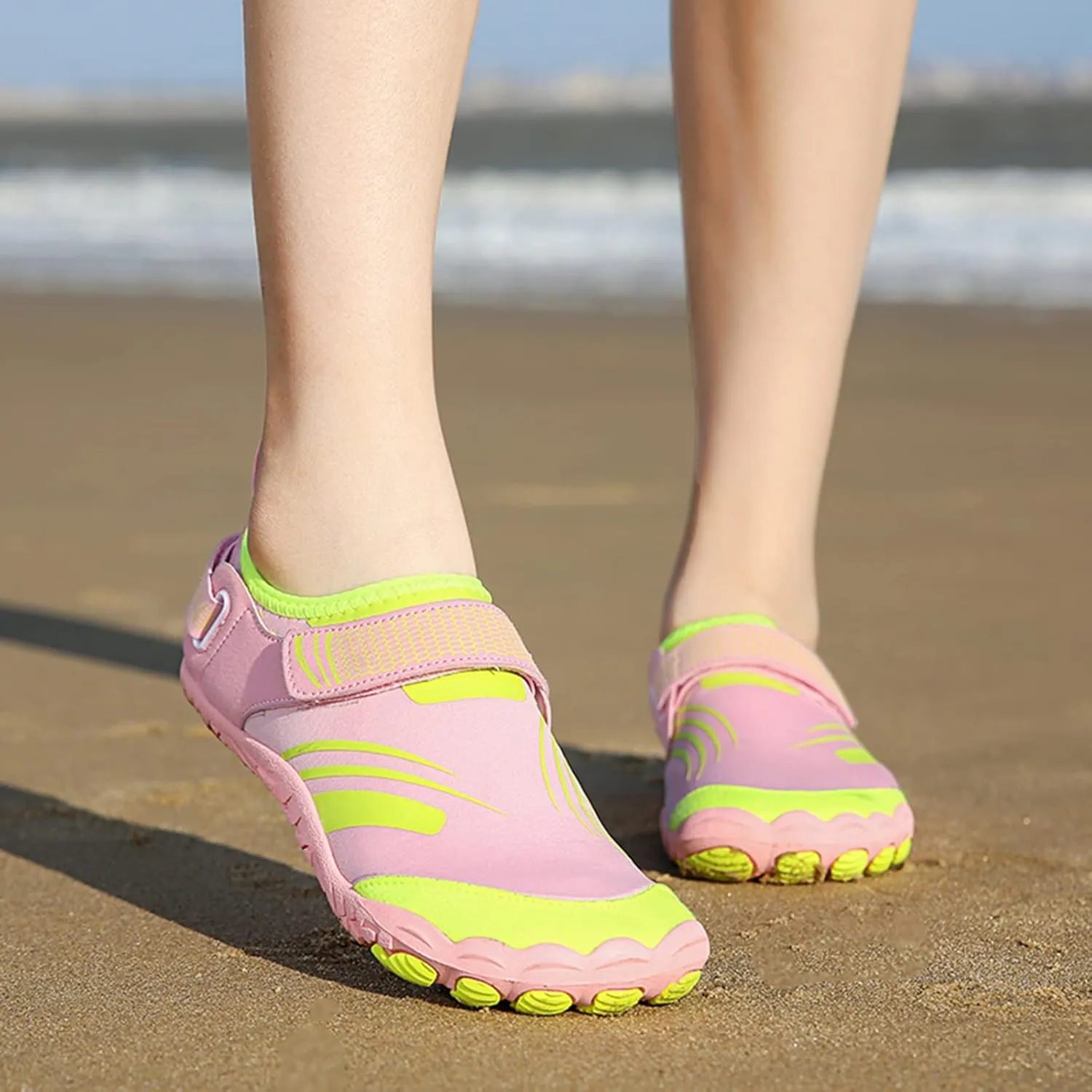 Fashion Summer Water Shoes for Men and Women Hiking Swimming and Diving Tracing Shoes Beach Sports Barefoot Shoe