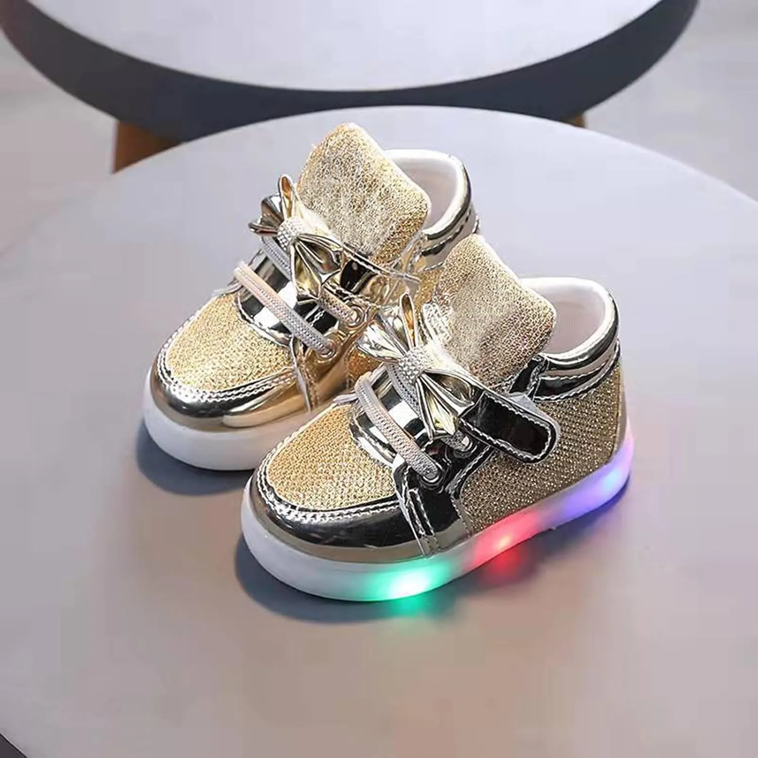 Girls Glitter Light Up Sneakers Kids Princess Running Shoes LED Lights Glowing Sneakers Fashion High Top Boots