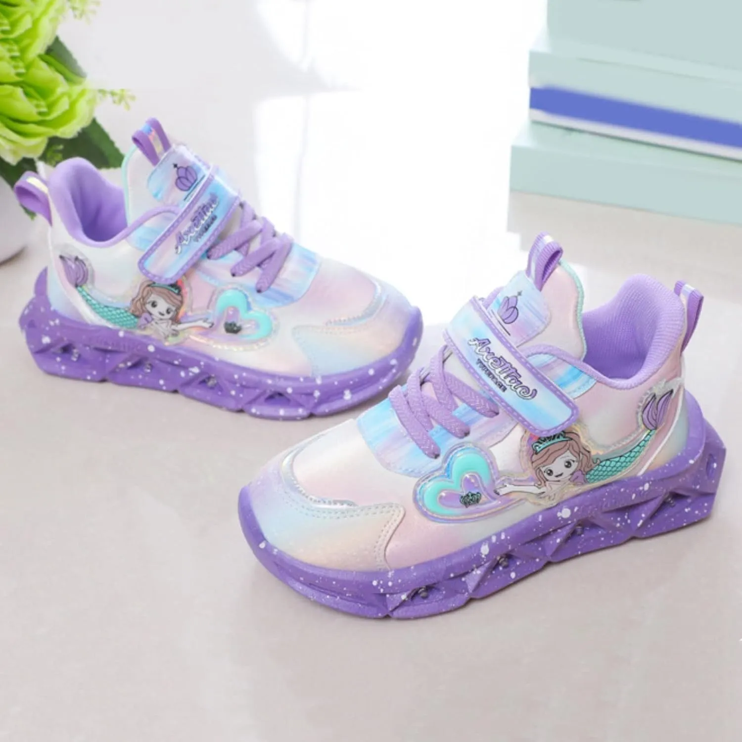 Girls?? Princess Shoes Slip On Light-Up Sneakers Mermai?? Shoes Breathable Mesh Sneakers Lightweight Running Shoes