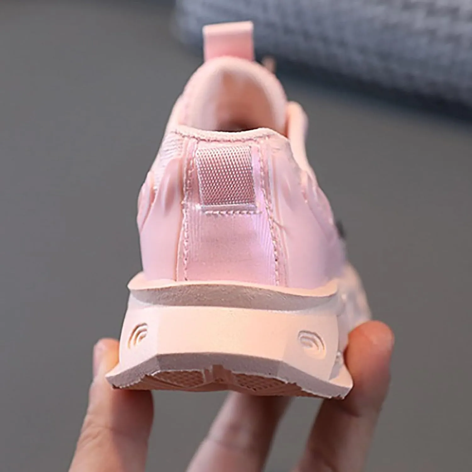Kids Light Up Flashing Sneakers, Boys Girls Athletic Shoes with Strap, Fashionable Cute Running Training Shoes