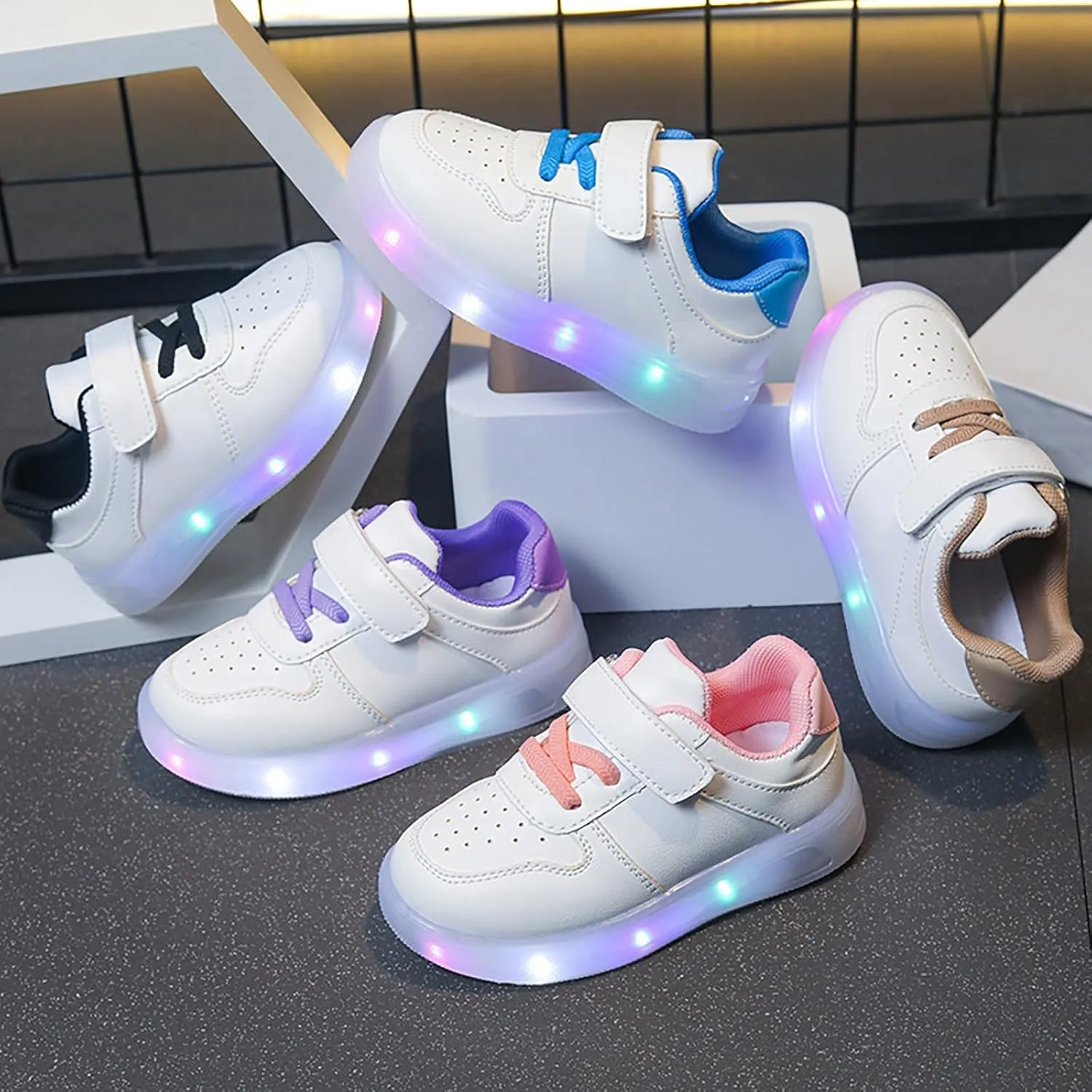 Kids Light Up Sneakers LED Flashing Tennis Shoes for Boys Girls Lightweight Breathable Walking Shoes for Toddler