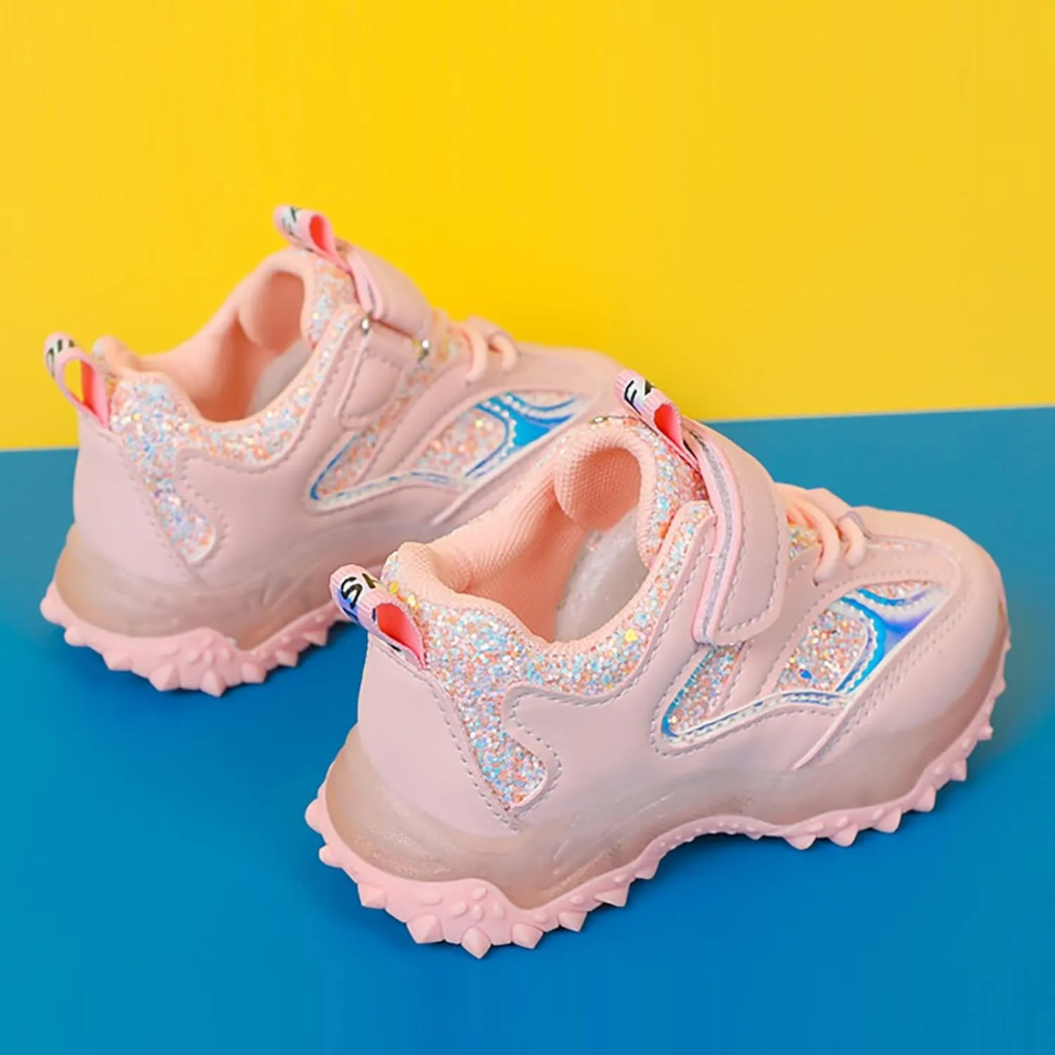 Kids Light Up Sneakers Unisex Boys Girls LED Cool Flashing Luminous Shoes Non Slip Lightweight Breathable Soft Sole