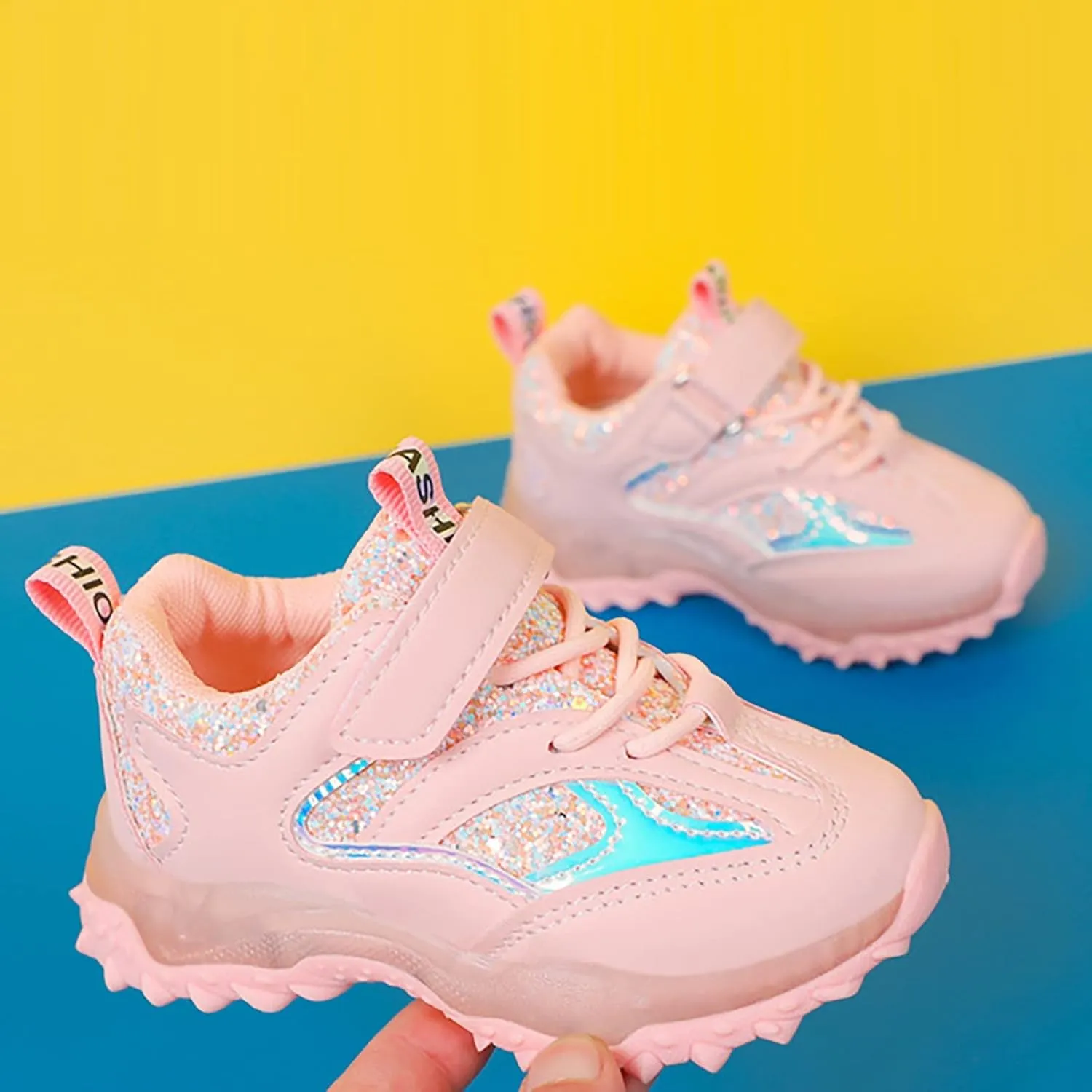 Kids Light Up Sneakers Unisex Boys Girls LED Cool Flashing Luminous Shoes Non Slip Lightweight Breathable Soft Sole