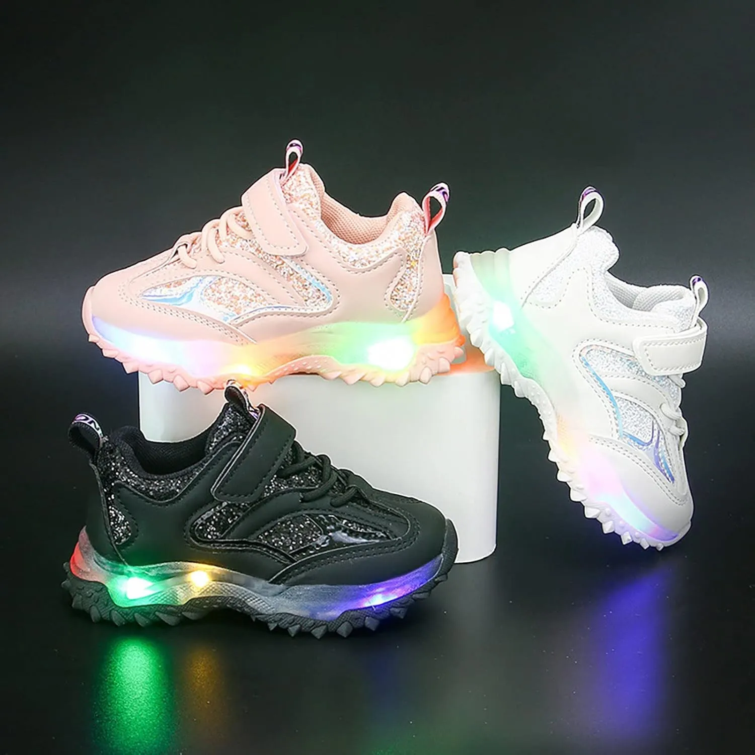 Kids Light Up Sneakers Unisex Boys Girls LED Cool Flashing Luminous Shoes Non Slip Lightweight Breathable Soft Sole