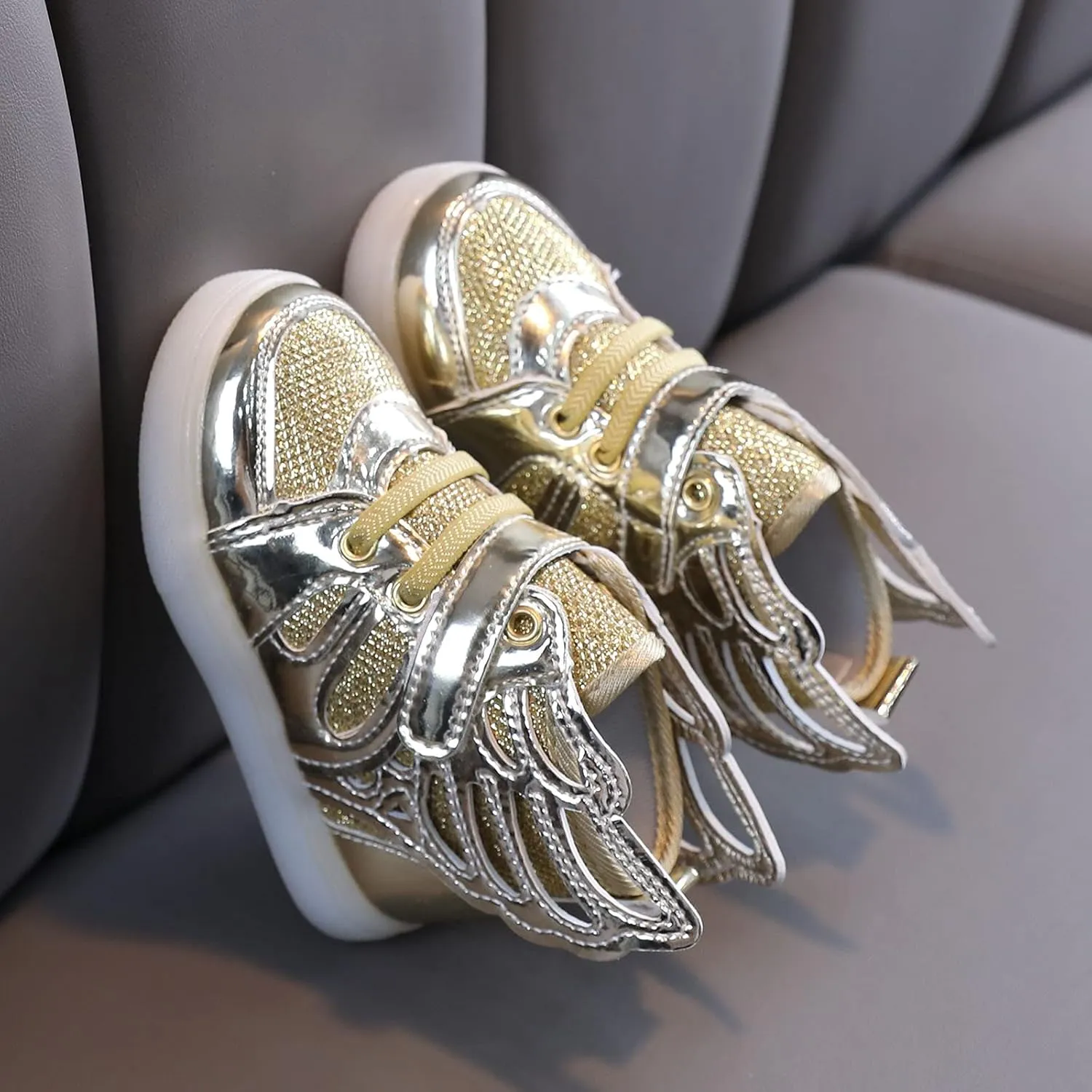 Kids Toddler Luminous Light Shoes Fashion Cool High Top Flashing Sport Sneakers for 12 18 Month Girl Sandals