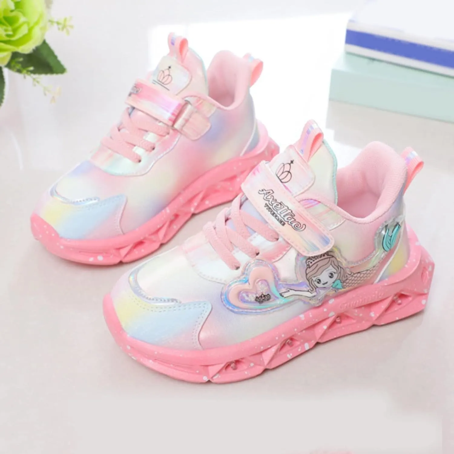 Light Up Toddler Boys Girls Shoes LED Flashing Lightweight Breathable Tennis Sport Athletic Sneakers for Kids