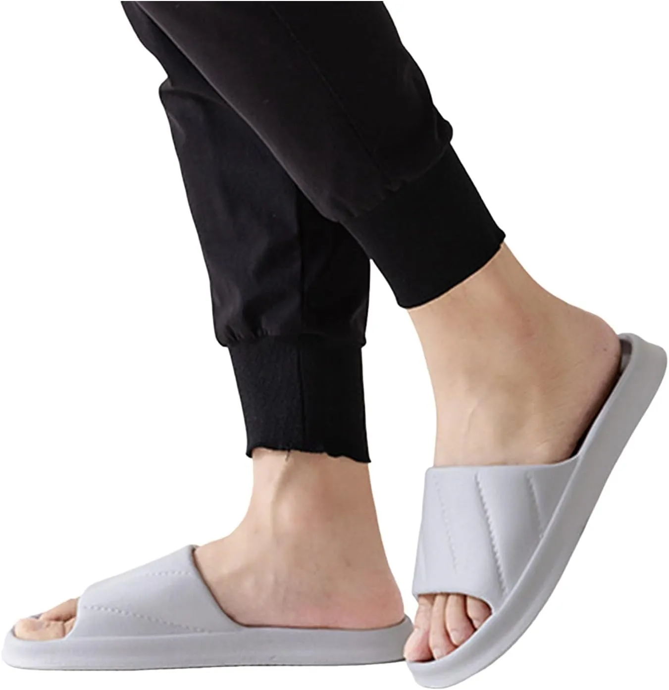 Men and Women Shoes Indoor and Outdoor Home Slippers Fashionable Lightweight Winter Slipper Bear Slippers