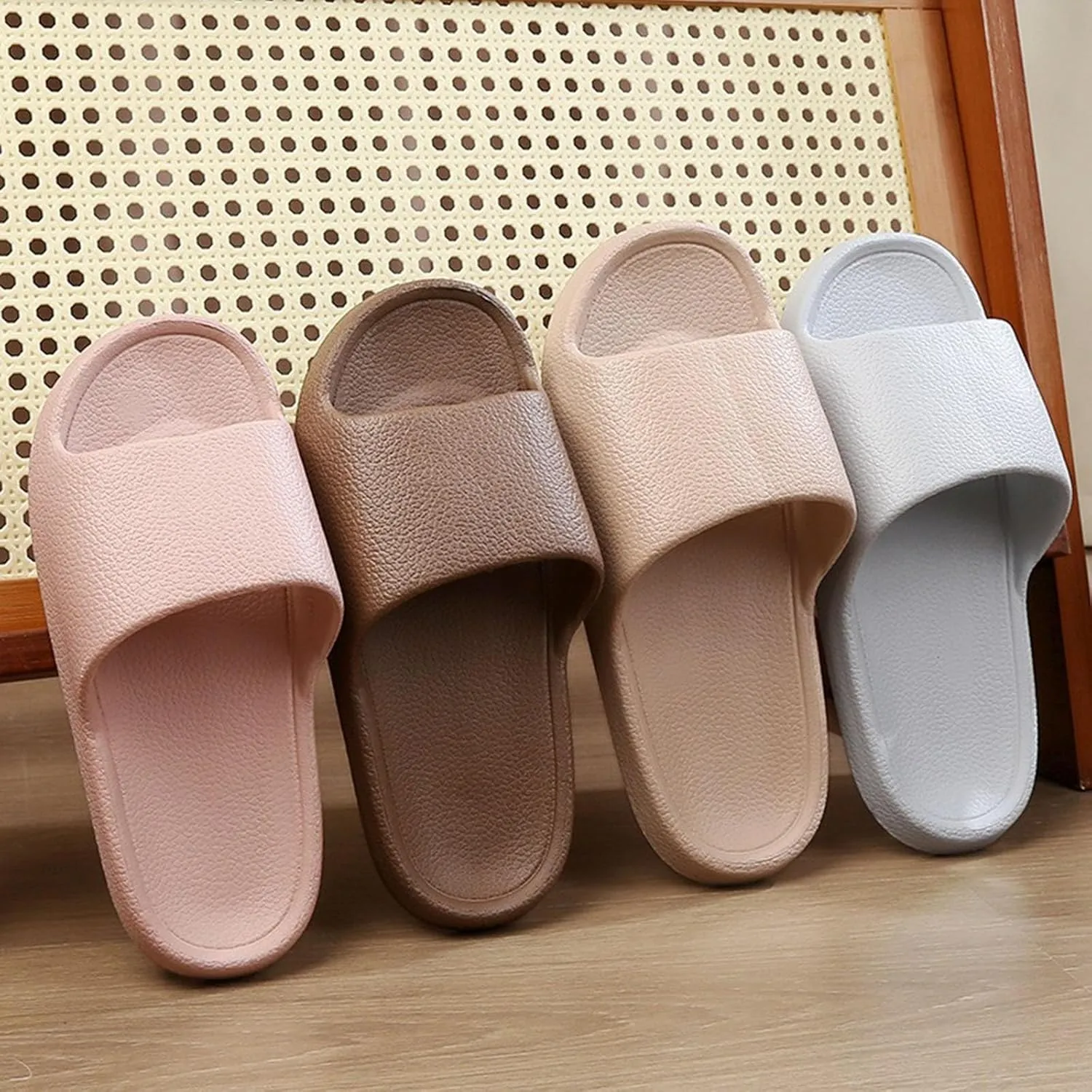 Slipper for Men and Women Indoor Plus Size Slides Bathroom Sandals Arch Support Slippers for Women Indoor Outdoor