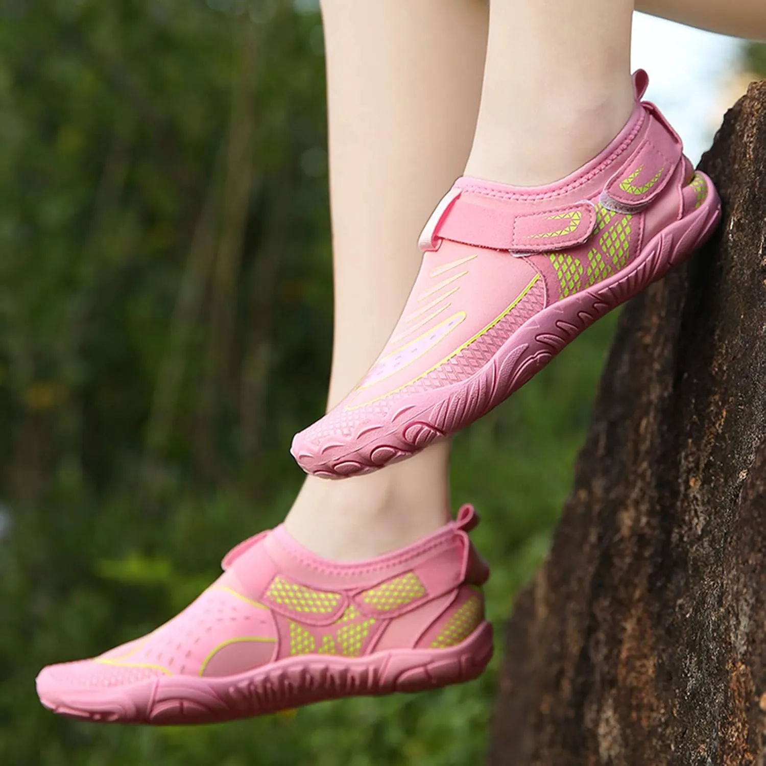 Summer Water Shoes Men and Women Quick Drying Shoes Hiking Swimming and Diving Shoes Tracing Shoes Light