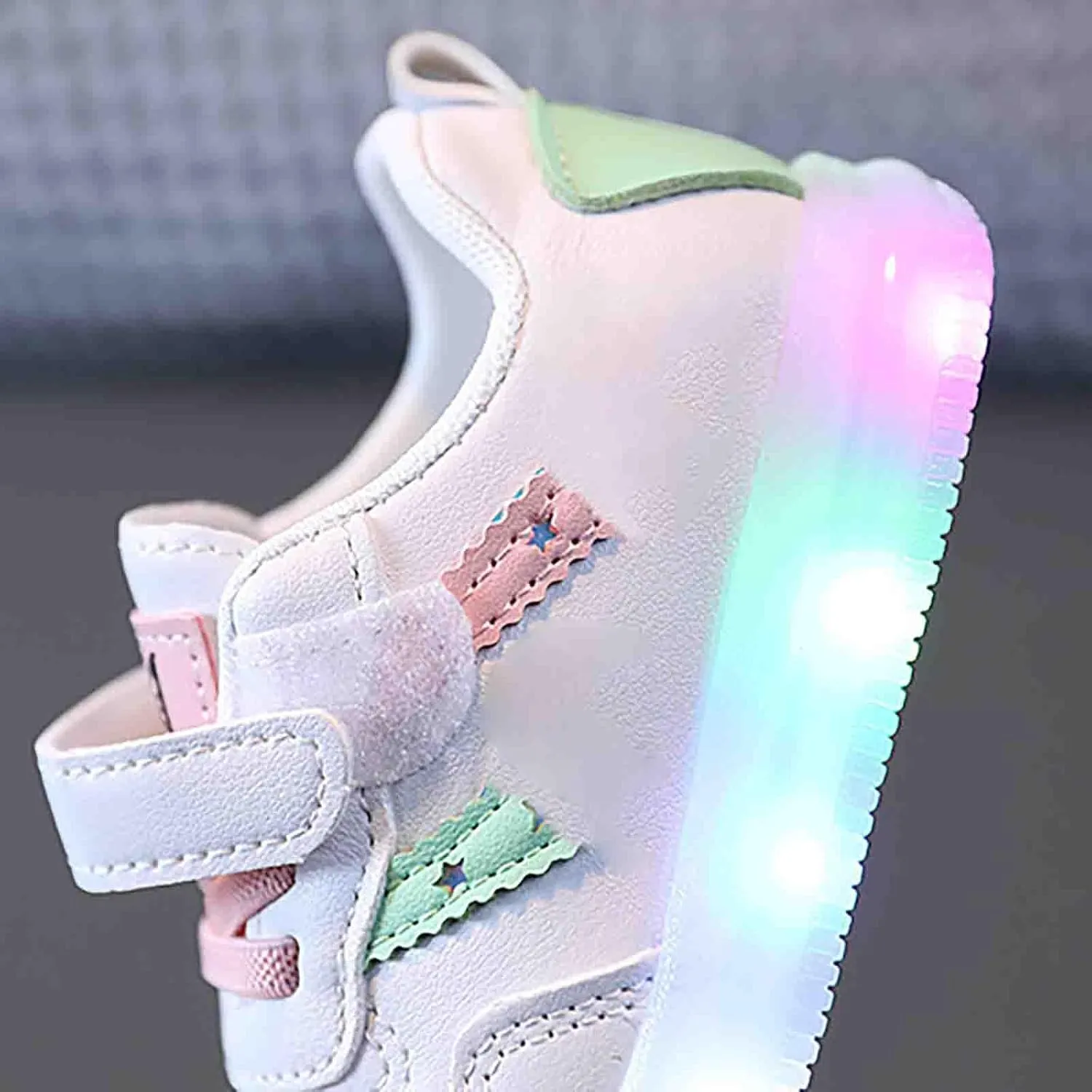 Toddler Boys Girls Light Up Shoes Lightweight Breathable Fashion Led Flashing Walking Running Sneakers for Kids