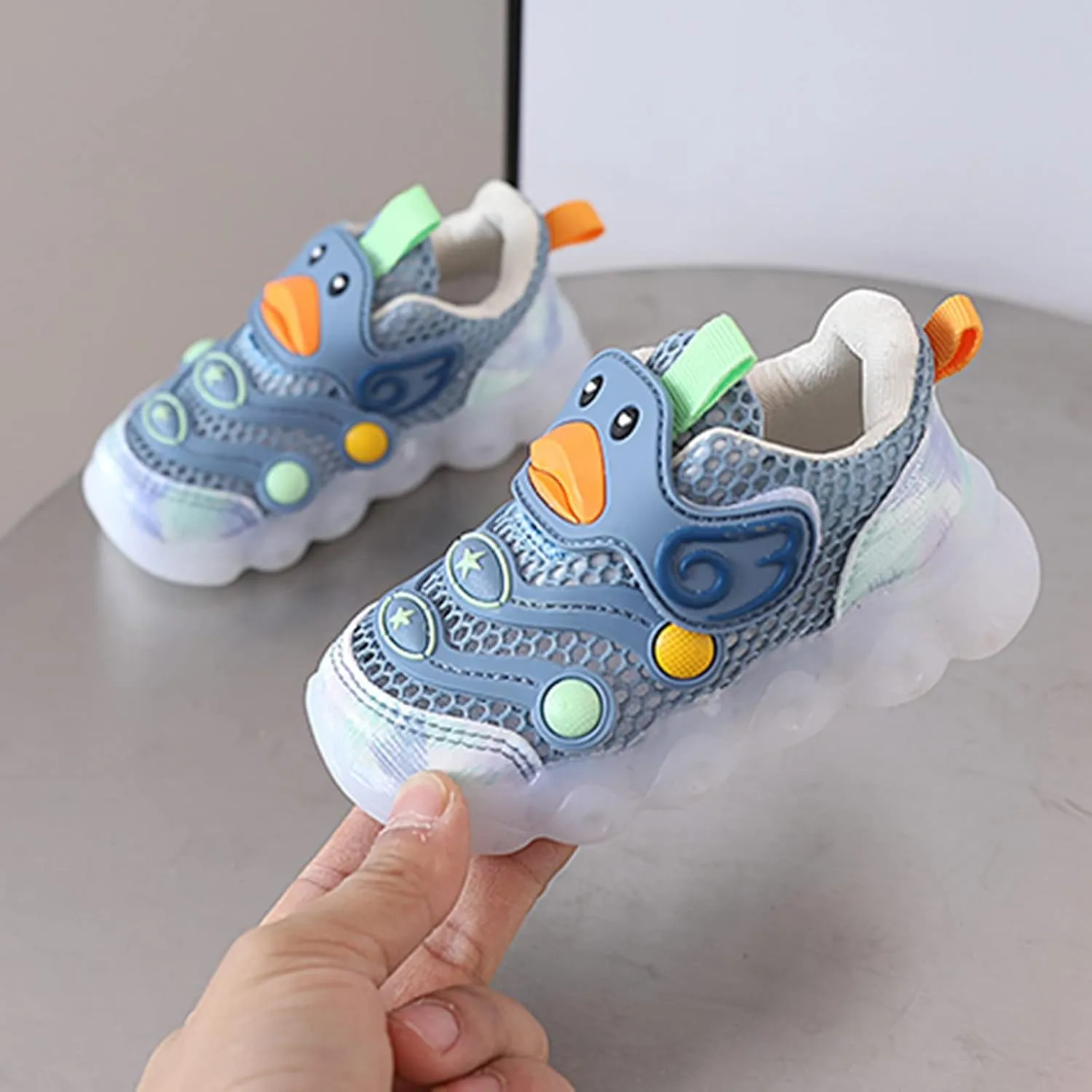 Toddler Light Up Shoes Kids Cute Cartoon Animal Sport Sneakers Boys Girls LED Luminous Flashing Tennis Sport Shoes