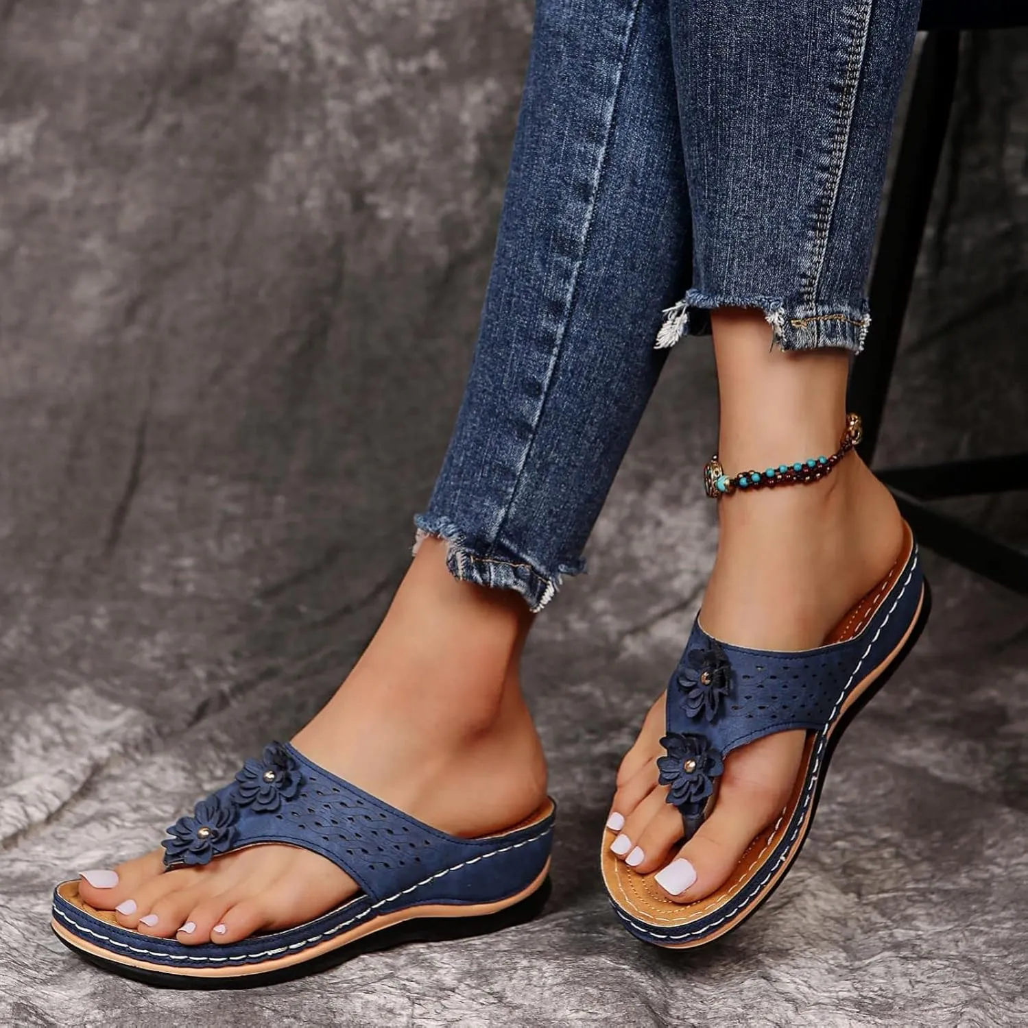 Women Low Wedge Heel Sandals Open Toe Lady Work Summer Shoes Orthopedic Comfortable Arch Support Platform Sandals Walking Anti-Slip Breathable Sandal Slip On Flip Flops Dressy Beach Comfy Slippers