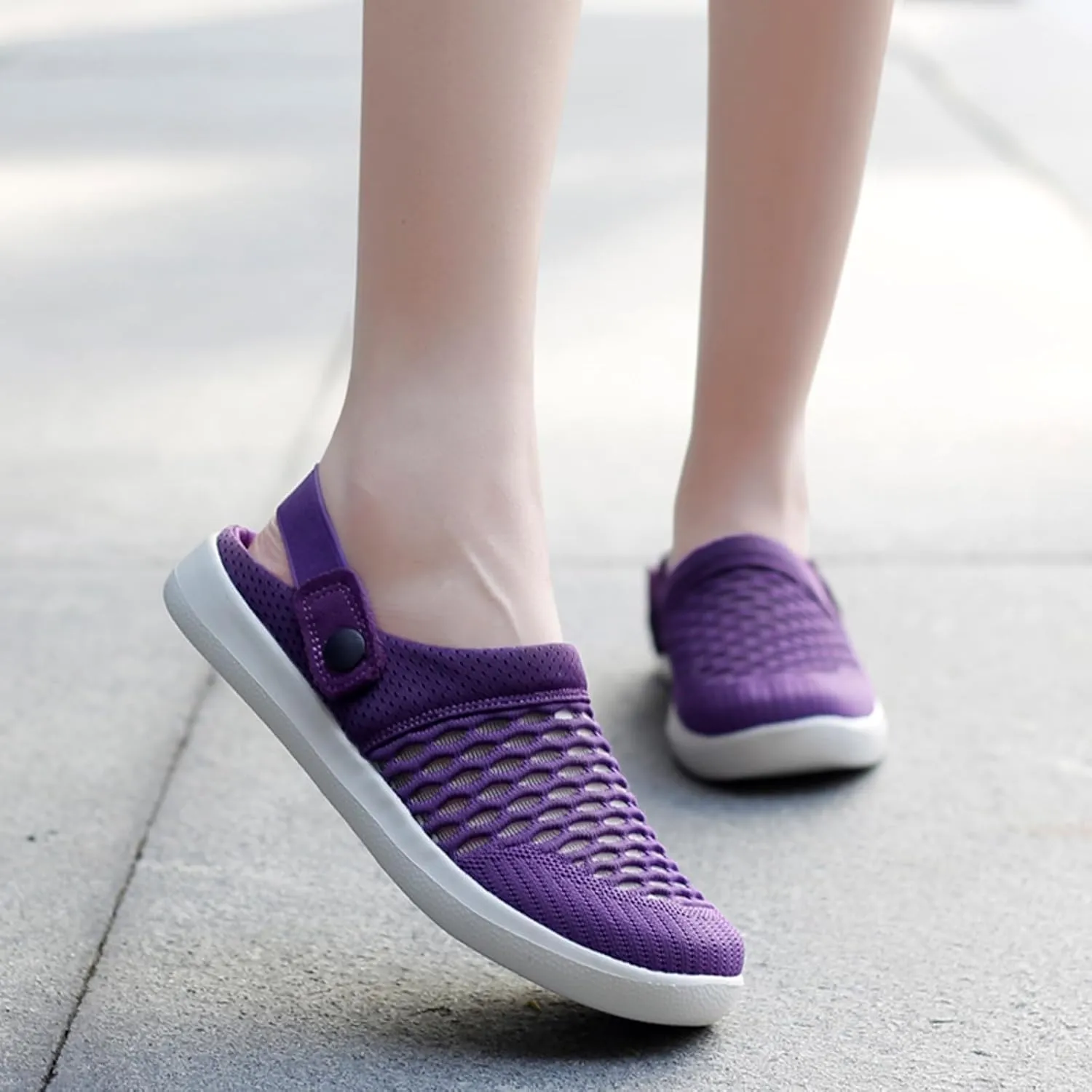 Womens Clogs Mules for Nurse Shoes Slip On Garden Work Close Toe Wide Width Summer Breathable Mesh Slippers Non-Slip Outdoor Beach Sandals Casual Lightweight Going Out Slippers Footwear