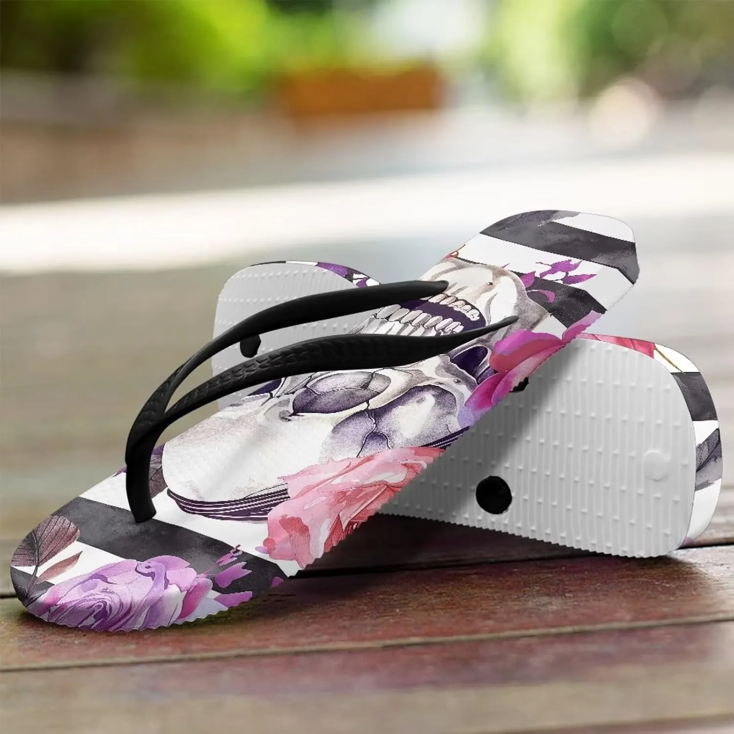 Women's Skull Print Flip Flops Beach Flat Sandals Non-Slip Walking Thong Slippers Shower Shoes