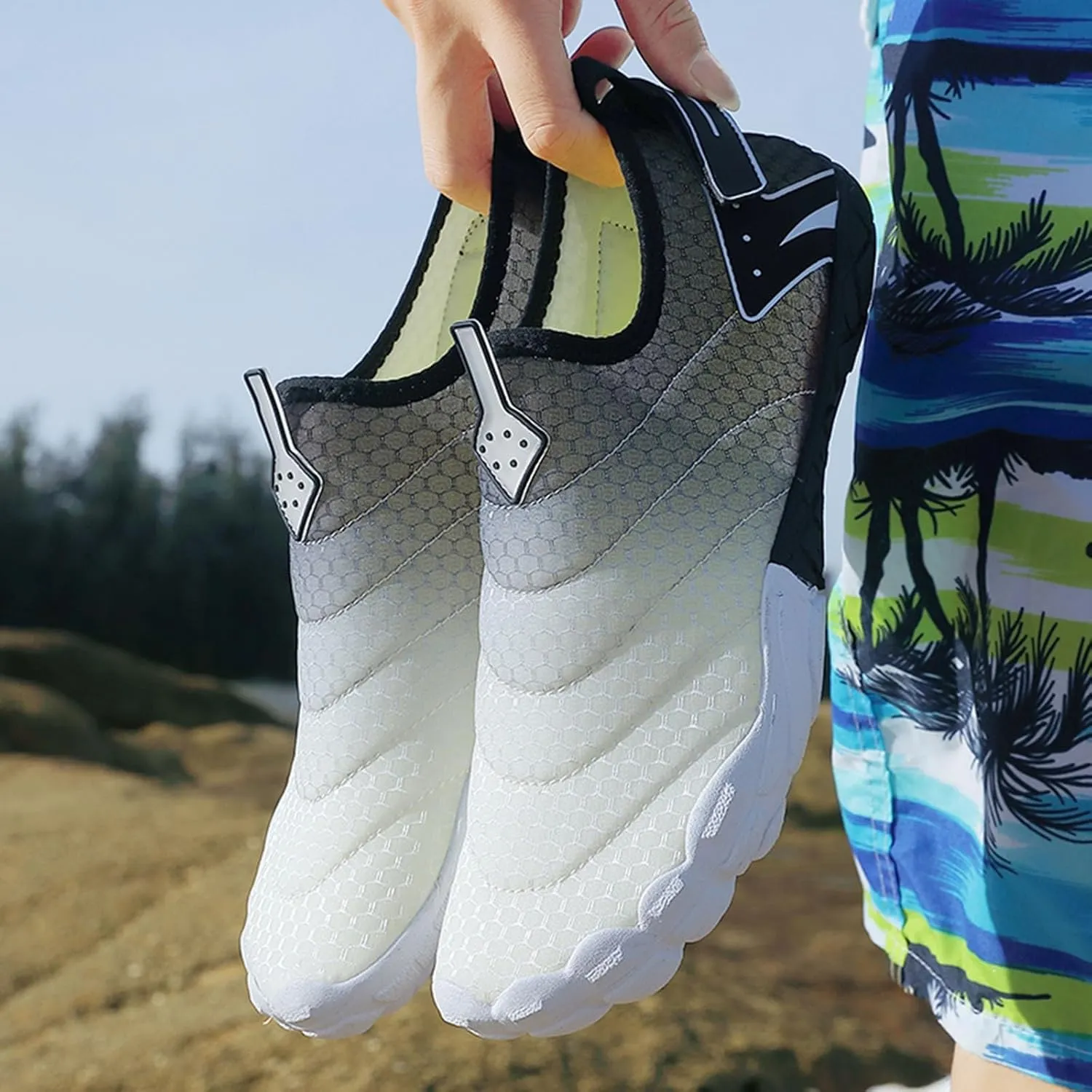 Womens Walking Shoes Slip on Dressy Knitted Non Slip Vintage Wide Running Shoes Breathable Mesh Sports Workout Tennis Shoes Lightweight Fashion Sneakers